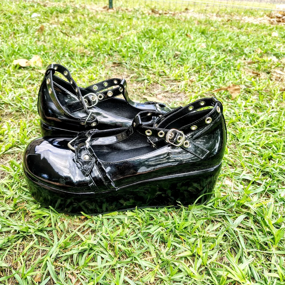 Women’s Black Patent Platform Gothic Mary Jane Heels - Picture 8 of 15